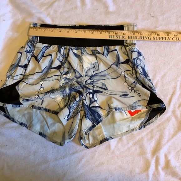 HOST PICK!🥰 HELLY Hansen wind jacket and shorts SPF40 sailing RIDING OUTDOORS S - Picture 11 of 16